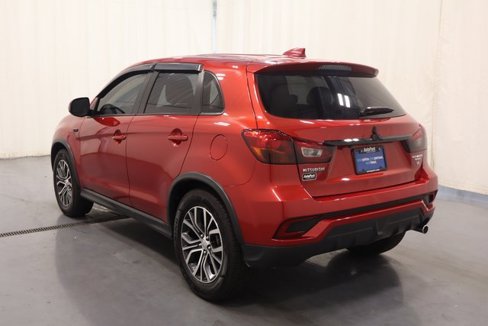 Used 2018 Mitsubishi Outlander Sport SE image 6