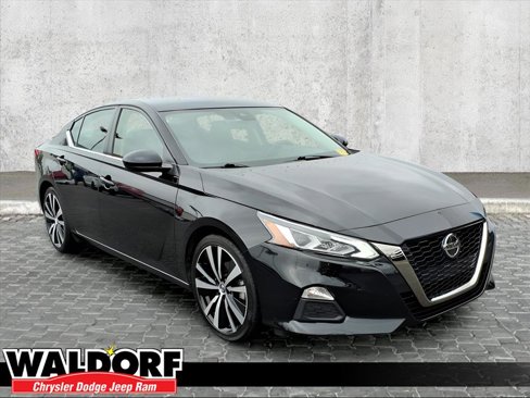 Used 2022 Nissan Altima 2.5 SR image 1