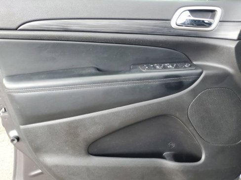 Used 2020 Jeep Grand Cherokee Altitude image 10