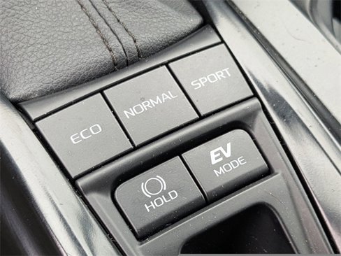 Used 2025 Toyota Camry Hybrid image 24