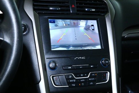 Used 2020 Ford Fusion SE image 29