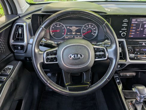 Used 2021 Kia Sorento S w/ Panoramic Sunroof Package image 19