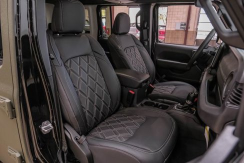 Used 2024 Jeep Wrangler Unlimited Sport image 78
