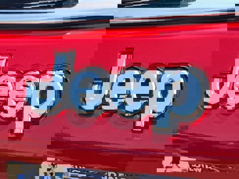 Used 2018 Jeep Compass Latitude w/ Popular Equipment Group image 29