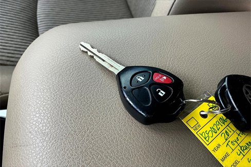 Used 2011 Toyota 4Runner SR5 image 11