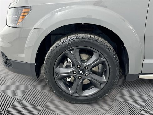 Used 2019 Dodge Journey Crossroad w/ Popular Equipment Group image 29