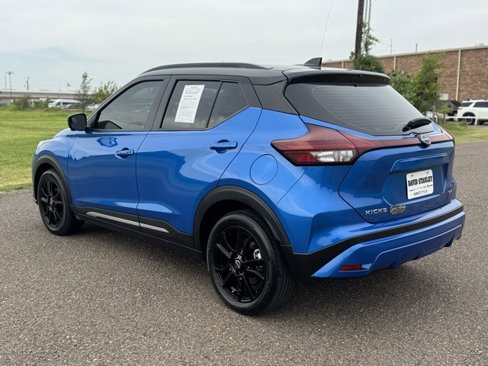 Used 2023 Nissan Kicks SR w/ SR Premium Package image 4