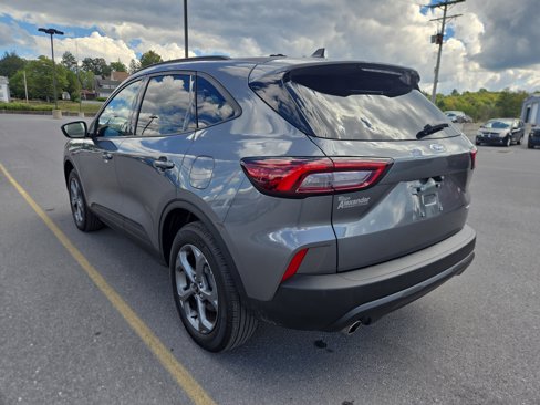 Used 2025 Ford Escape ST-Line Select image 6