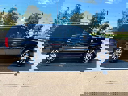 Used 2013 Cadillac Escalade ESV Platinum image 4