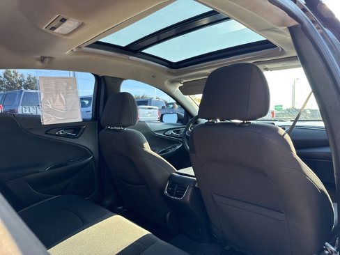 Used 2020 Chevrolet Malibu LT image 26