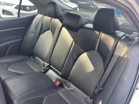 Used 2019 Toyota Camry XSE image 39