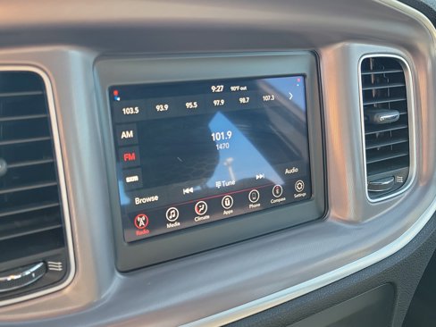 Used 2022 Dodge Charger SXT image 28