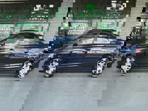 Used 2011 Honda Civic LX image 4