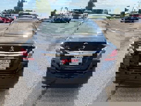 Used 2015 Nissan Altima 2.5 S image 6