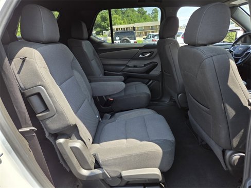 Used 2023 Chevrolet Traverse LT image 18