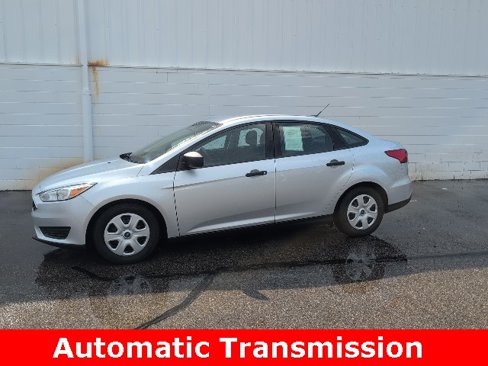 Used 2018 Ford Focus S image 2