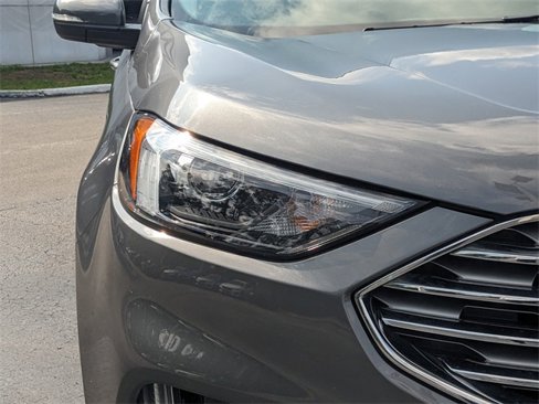 Used 2024 Ford Edge Titanium image 10