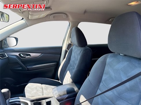 Used 2015 Nissan Rogue SV image 19