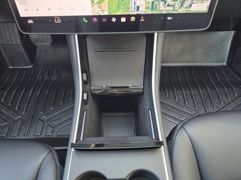 Used 2018 Tesla Model 3 Long Range image 22