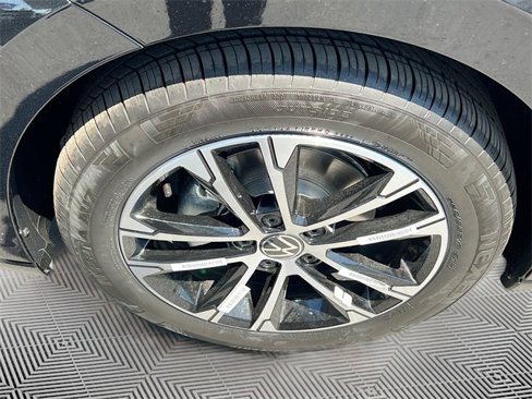 New 2025 Volkswagen Jetta Sport image 29