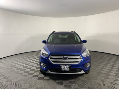 Used 2018 Ford Escape SE image 4