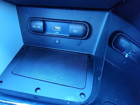 Used 2022 Kia Niro Touring Special Edition image 28