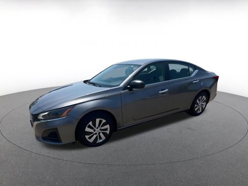 Used 2024 Nissan Altima 2.5 S image 8