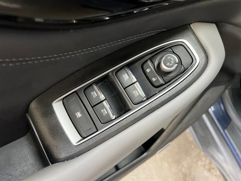 Used 2023 Subaru Outback Limited image 10
