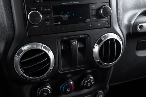 Used 2013 Jeep Wrangler Sahara w/ Dual Top Group image 23