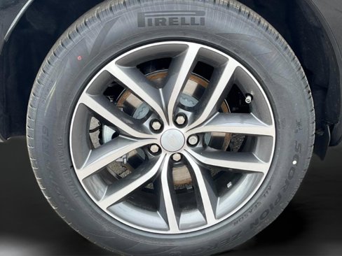 Used 2026 Land Rover Range Rover Evoque S image 6