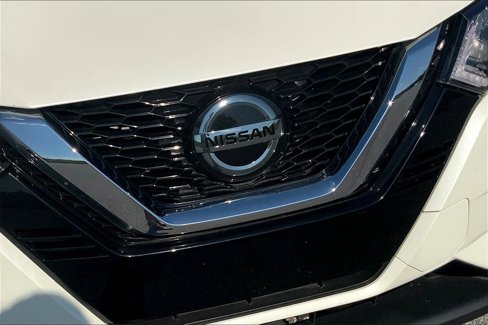 Used 2022 Nissan Rogue Sport SV image 29