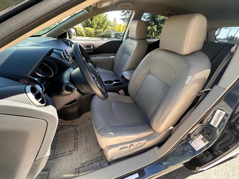 Used 2013 Nissan Rogue SV image 11