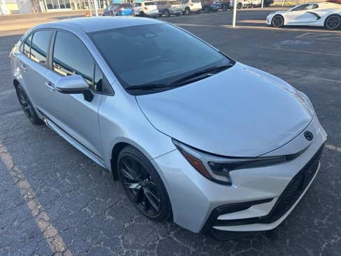 Used 2023 Toyota Corolla SE image 1