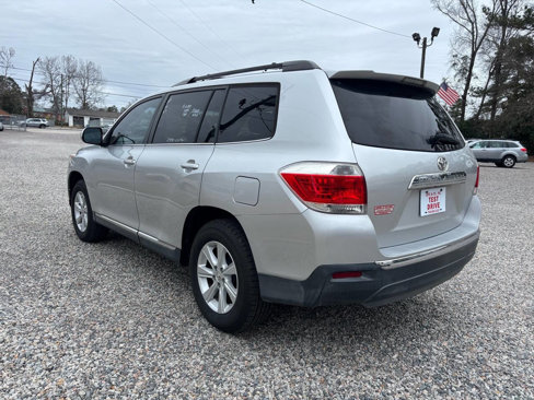 Used 2011 Toyota Highlander SE image 8