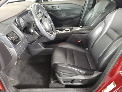 Used 2021 Nissan Rogue SV image 10