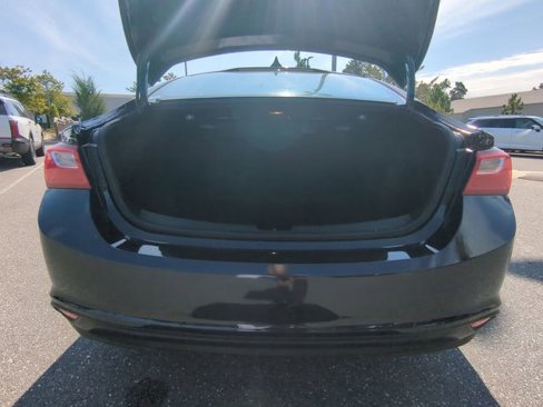 Used 2023 Chevrolet Malibu LT image 34