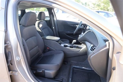 Used 2024 Chevrolet Malibu LT image 23