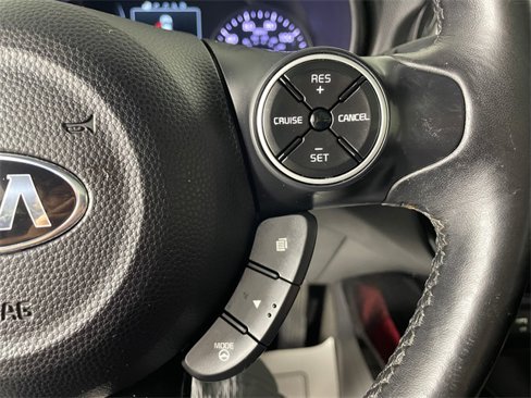 Used 2015 Kia Soul ! w/ Sun & Sound Package image 13