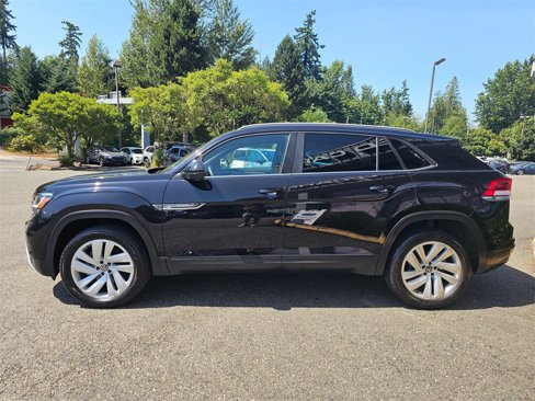 Used 2022 Volkswagen Atlas Cross Sport SE image 4