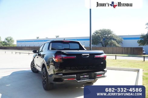 Used 2022 Hyundai Santa Cruz SEL w/ Activity Package image 6