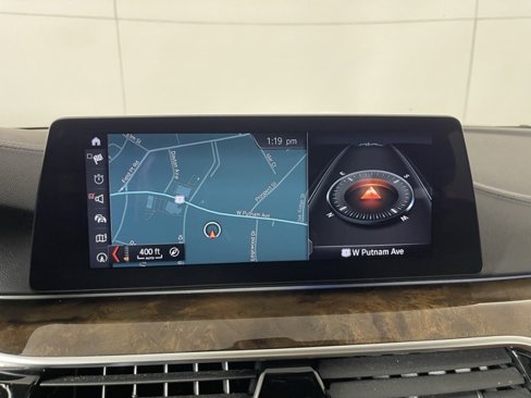 Used 2018 BMW 540i xDrive image 26