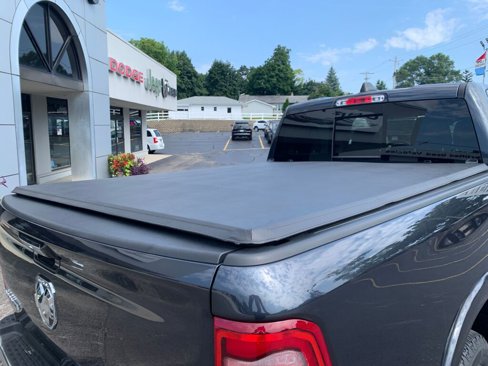 Used 2020 RAM 1500 Laramie image 11