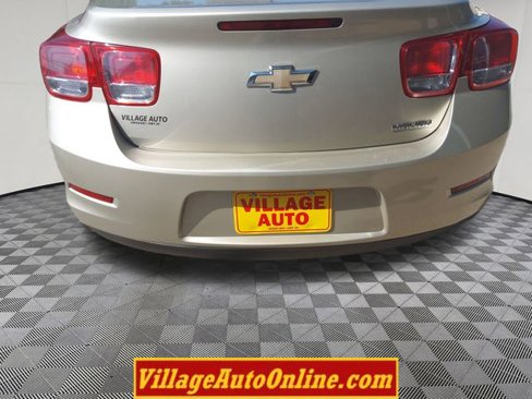 Used 2013 Chevrolet Malibu LS image 12