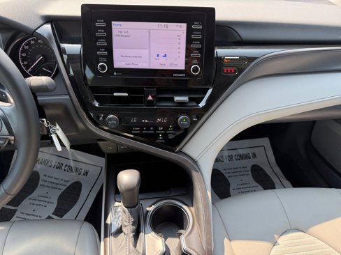 Certified 2024 Toyota Camry SE image 11