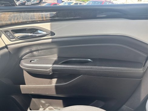 Used 2016 Cadillac SRX Performance w/ Driver Awareness Package image 25