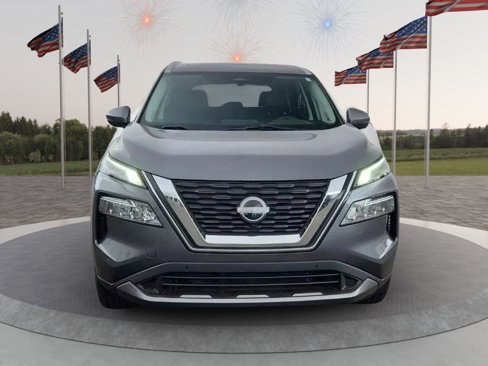 Used 2023 Nissan Rogue SL image 2