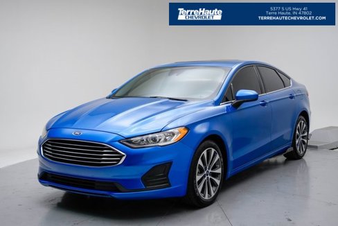 Used 2020 Ford Fusion SE image 1