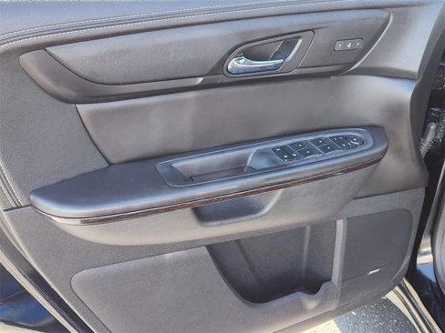 Used 2016 Chevrolet Traverse LTZ image 6