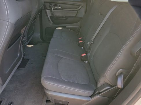 Used 2016 GMC Acadia SLE image 8