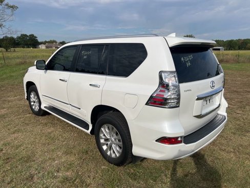 Used 2018 Lexus GX 460 image 3